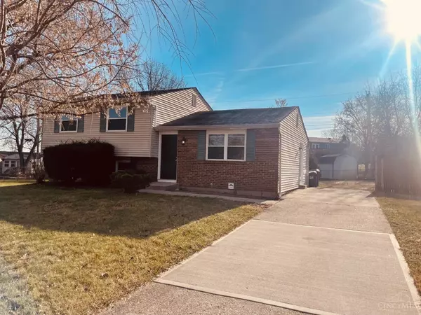 12166 Glencrest Ct, Colerain Twp, OH 45251