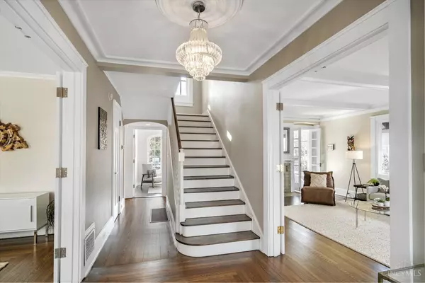 Cincinnati, OH 45208,2345 Easthill Ave