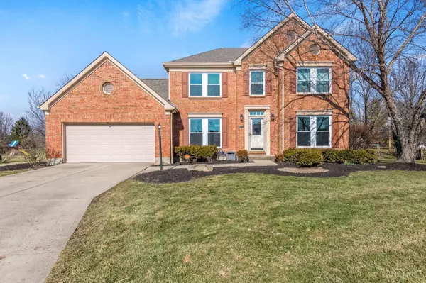 616 Shadowlawn Ln, Miami Twp, OH 45140