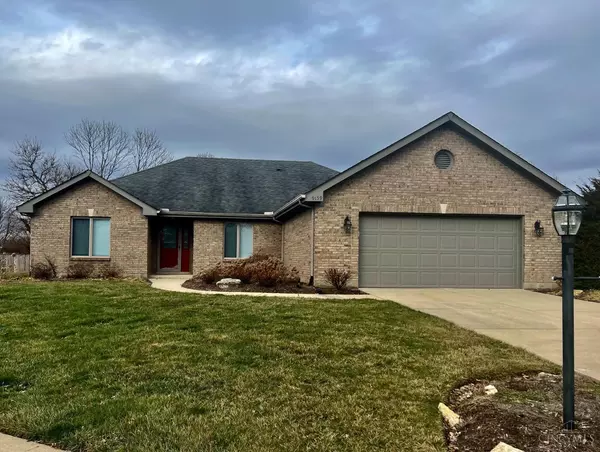 9159 Heather Dr, Centerville, OH 45458