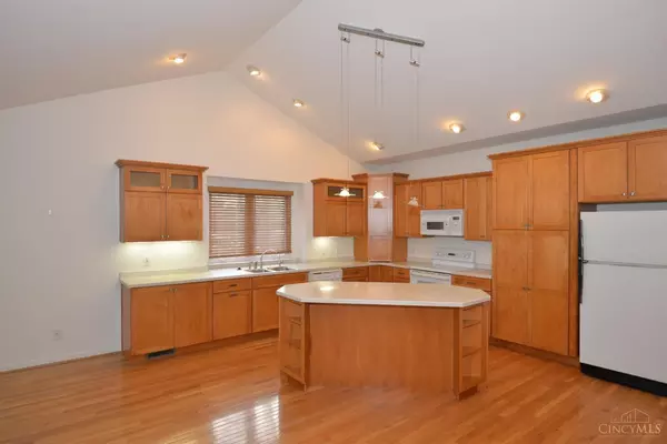 Amberley, OH 45237,7400 Laurel Oak Ln