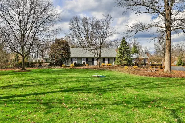 Indian Hill, OH 45243,5875 Mohican Ln