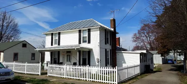 136 College Ave, Sardinia, OH 45171