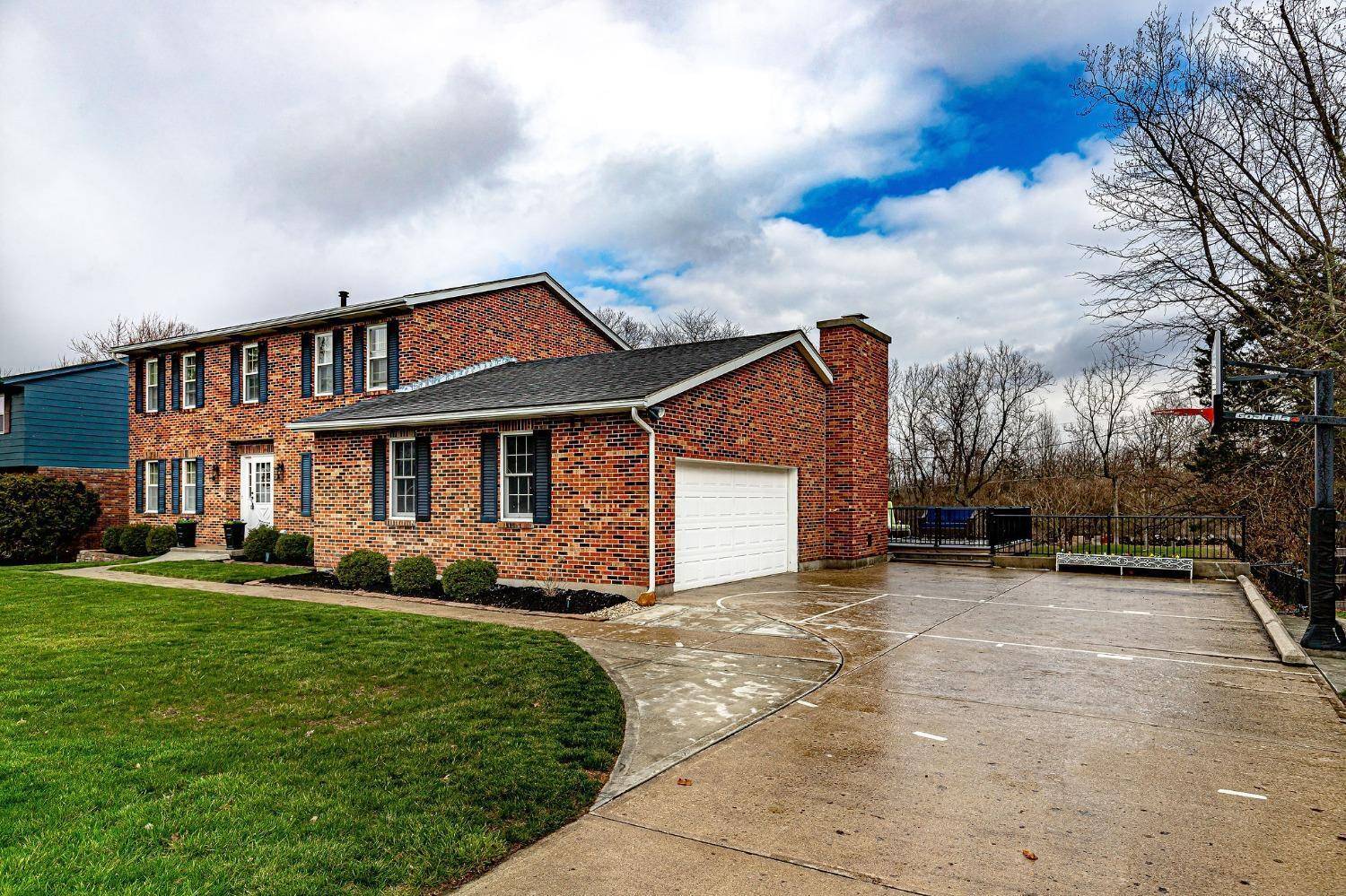 Oxford, OH 45056,125 Country Club Dr