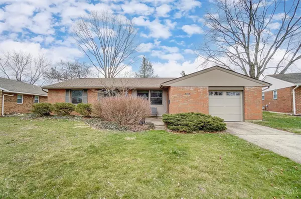 105 Walnut Pl, Springboro, OH 45066