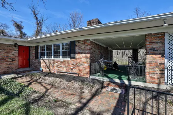 Wyoming, OH 45215,350 Compton Rd