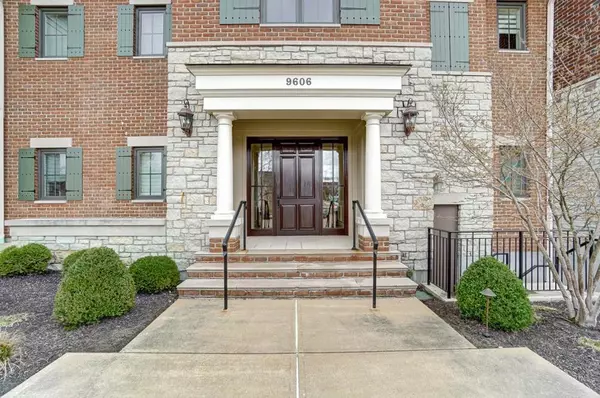 Blue Ash, OH 45242,9606 Park Manor Blvd #205