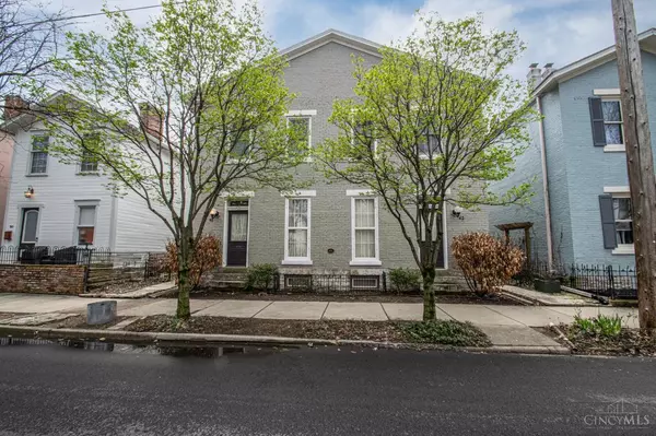 Dayton, OH 45402,46 Green St