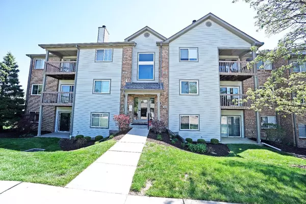 8892 Eagleview Dr #8, West Chester, OH 45069