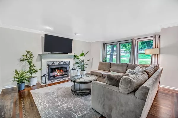 Wyoming, OH 45215,1100 Chatham Ct