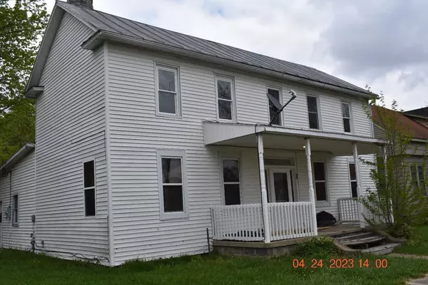 67 W Main St, Martinsville, OH 45146