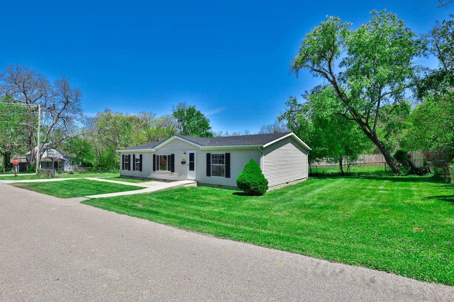 Blanchester, OH 45107,316 N Supinger Ave