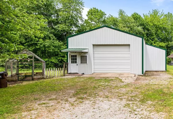 31 Amberly Dr, Georgetown, OH 45121