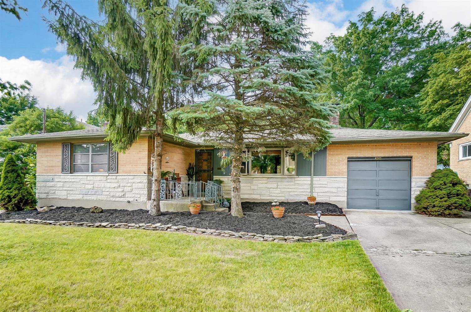 4745 Clevesdale Dr, Cincinnati, OH 45238