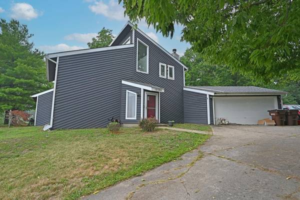 Springdale, OH 45246,12055 Springdale Lake Dr