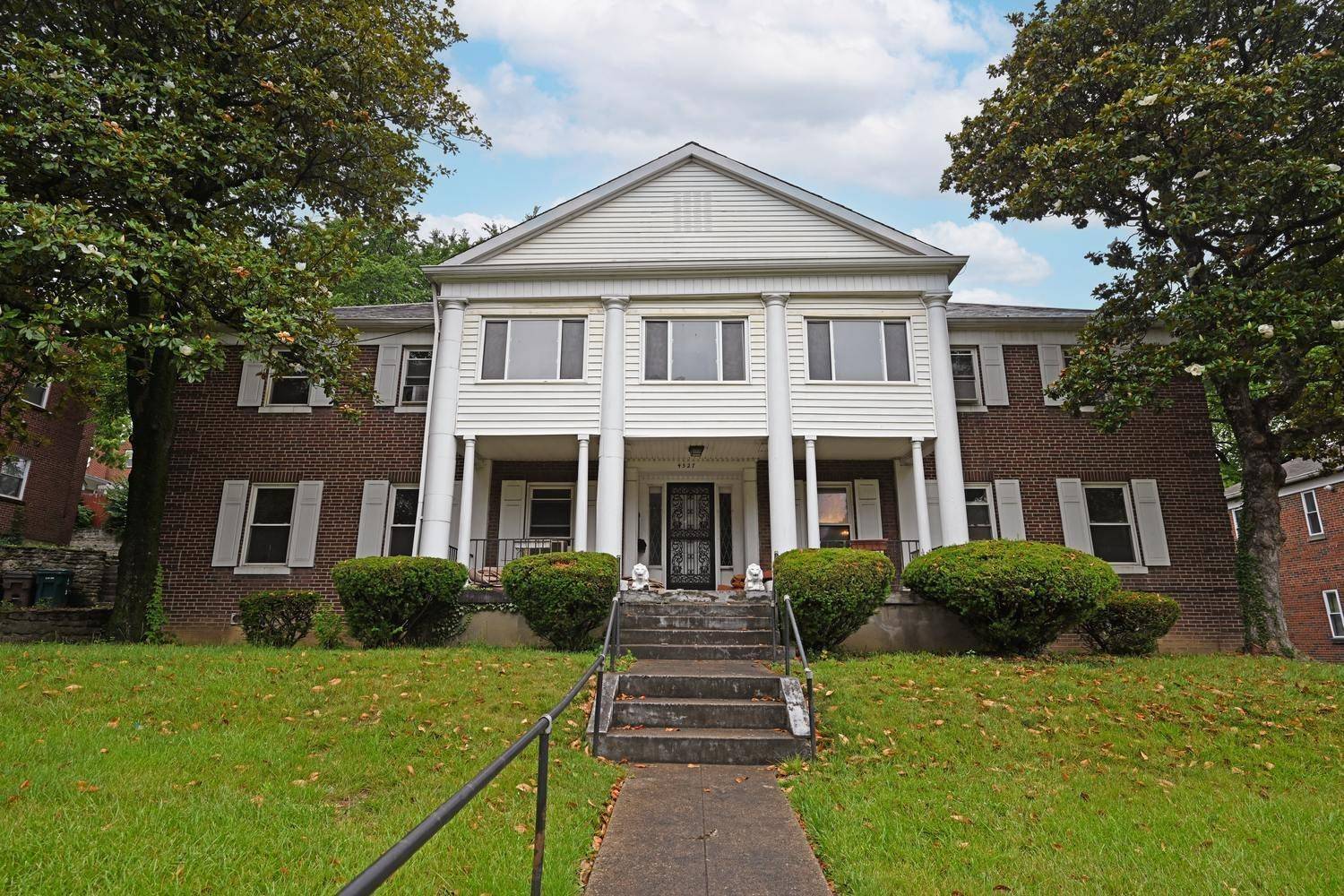 4527 Paddock Rd, Cincinnati, OH 45229