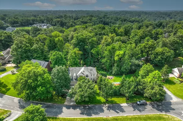 7161 Foxview Dr, Anderson Twp, OH 45230