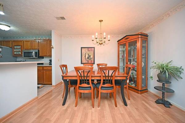 Loveland, OH 45140,210 Carrington Pl #207