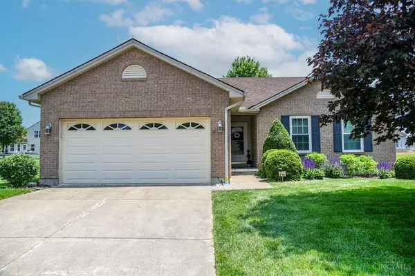 9 Heron Dr, Amelia, OH 45102