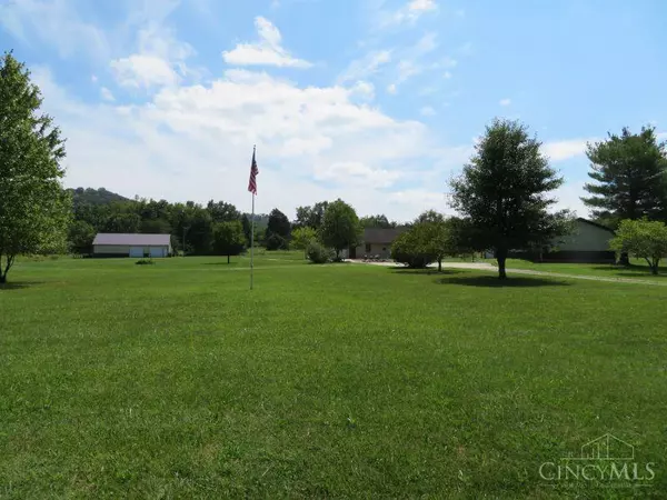 Peebles, OH 45660,2103 Hackleshin Rd