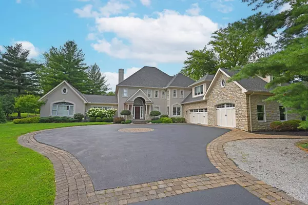 Indian Hill, OH 45243,5445 Miami Rd