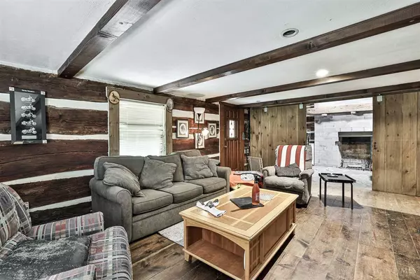 Guilford, IN 47022,8690 Schuster Ln