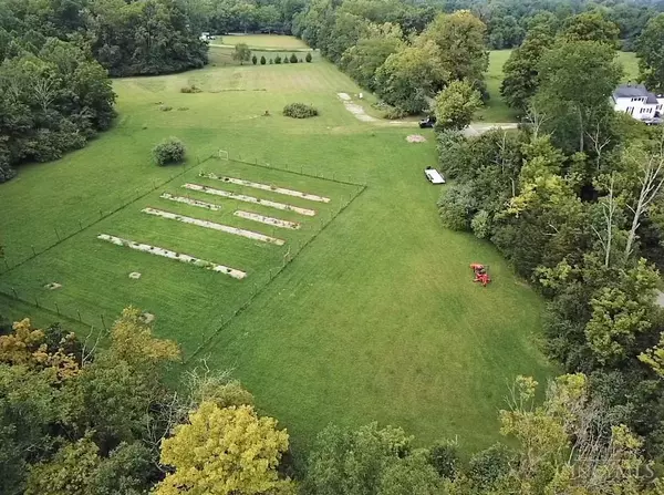 919 Ward Rd, Wilmington, OH 45177