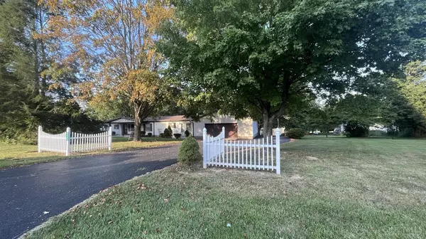 Hillsboro, OH 45133,6636 Robin Hood Ln