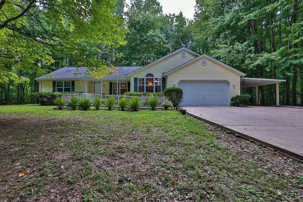 1955 E Concord Rd, Amelia, OH 45102