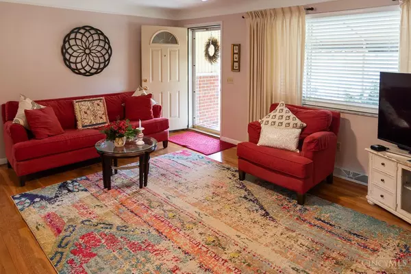 Sycamore Twp, OH 45236,4614 Duneden Ave