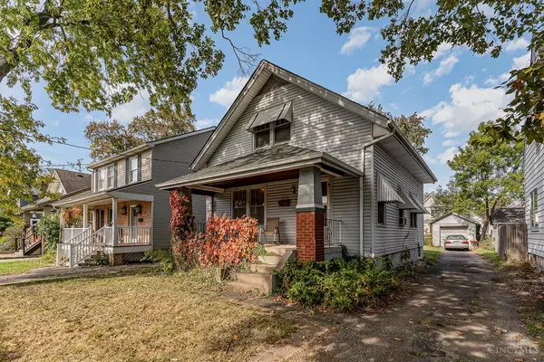 6644 Murray Ave, Columbia Twp, OH 45227