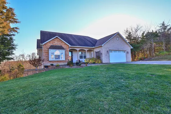 24435 Park Place Estates Dr, Lawrenceburg, IN 47025