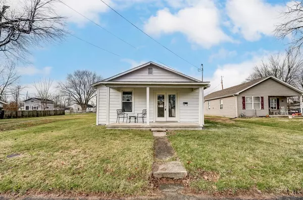 527 Paris Ave, Wilmington, OH 45177