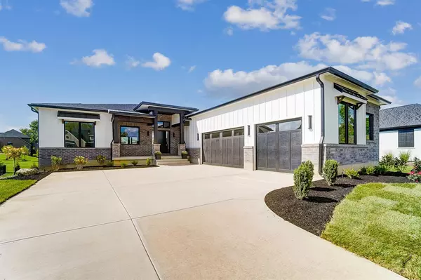 1955 Horseshoe, Dayton, OH 45458