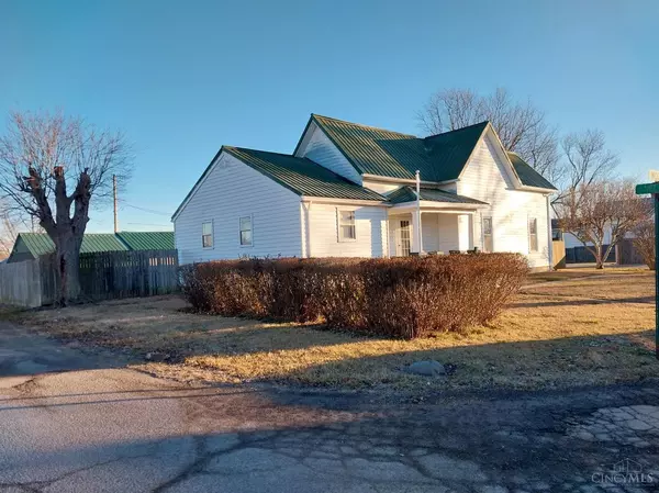 827 Waddell St, Greenfield, OH 45123