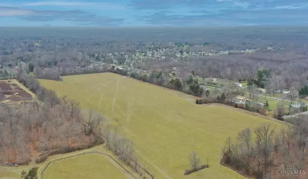 Goshen Twp, OH 45140,5 Stone Pillars