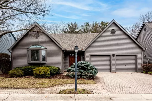 8511 New England Ct, Sycamore Twp, OH 45236