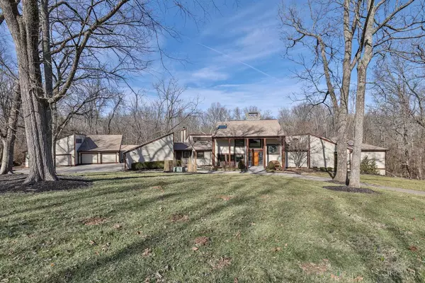 Indian Hill, OH 45243,9000 Beech Trl