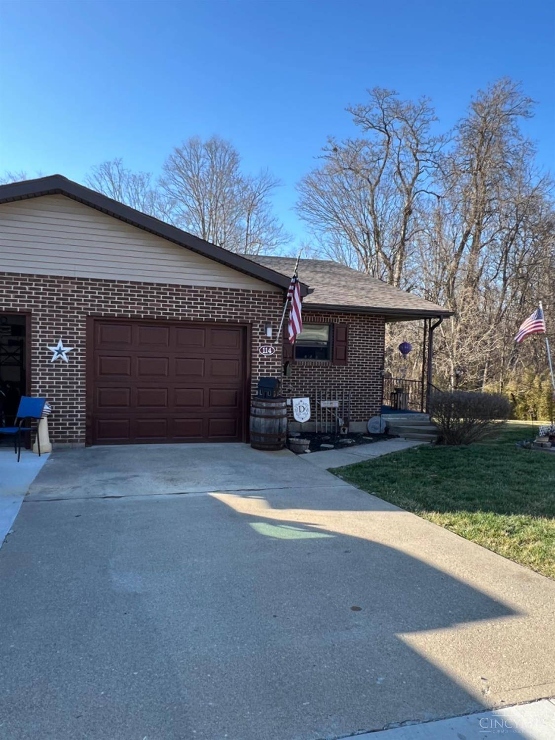 114 Springlake Ave, Hillsboro, OH 45133