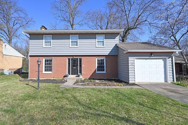 Greenhills, OH 45218,42 Jewel Ln