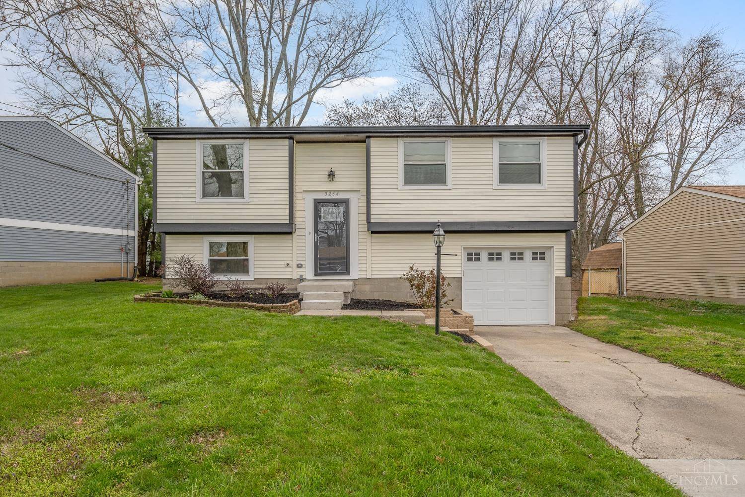 3264 Struble Rd, Colerain Twp, OH 45251