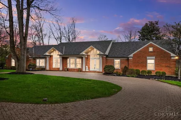 3410 Davis Ln, Amberley, OH 45237