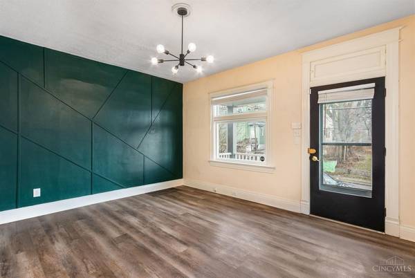 Norwood, OH 45212,5113 Warren Ave