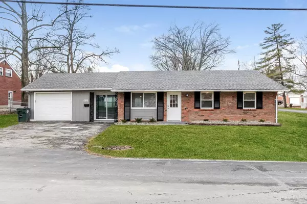 8037 Richmond Ave, Sycamore Twp, OH 45236