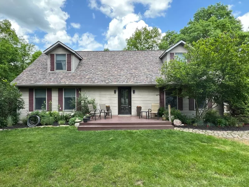 16344 Possum Ridge Rd, Aurora, IN 47001