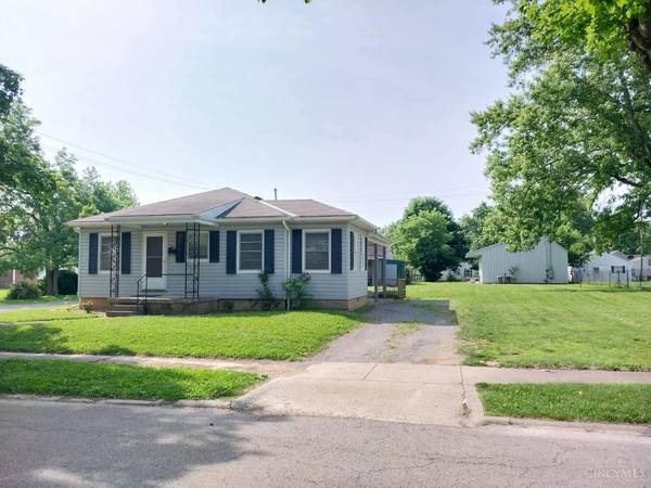 802 Mirabeau St, Greenfield, OH 45123