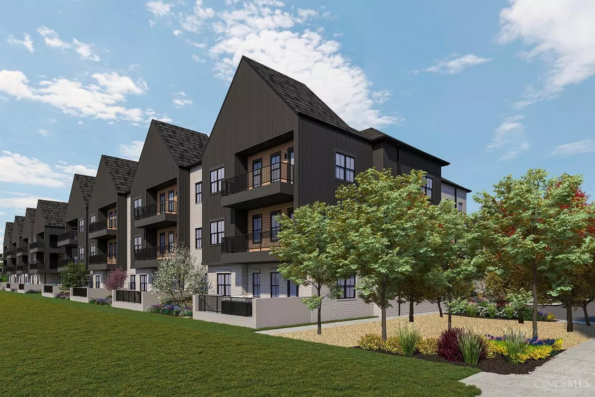 Blue Ash, OH 45242,4270 Parkview Dr #106