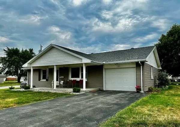 127 Eden Ave, Sabina, OH 45169