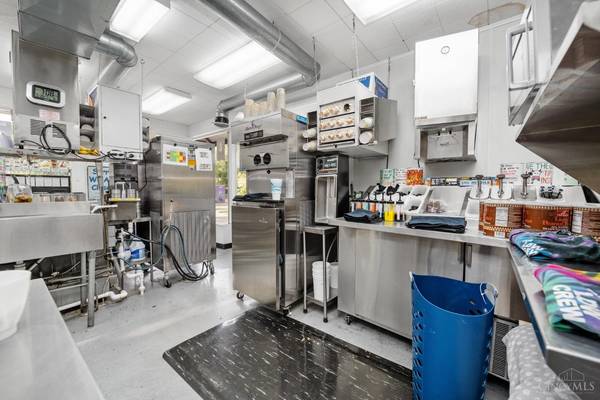 Loveland, OH 45140,611 W Loveland Ave