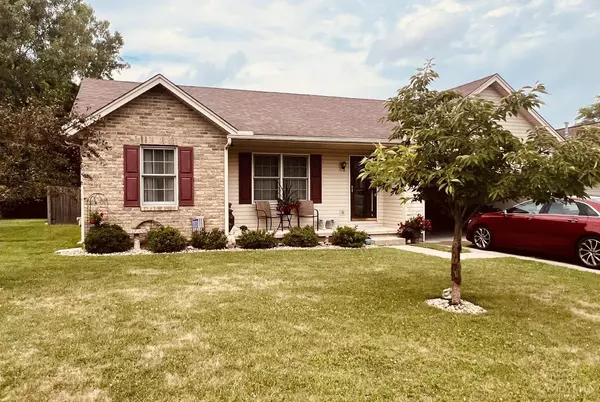 365 Maple Ridge Dr, Wilmington, OH 45177